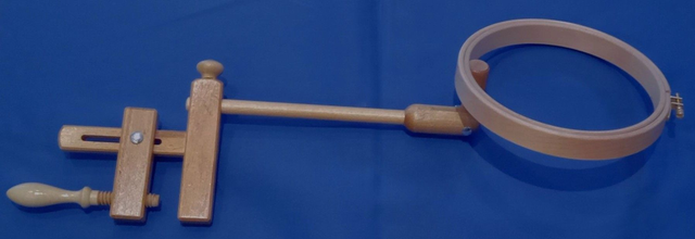 Huismerk: Borduurring met tafelklem 185mm