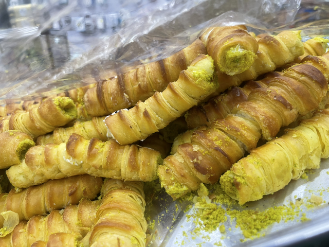 Cream Roll