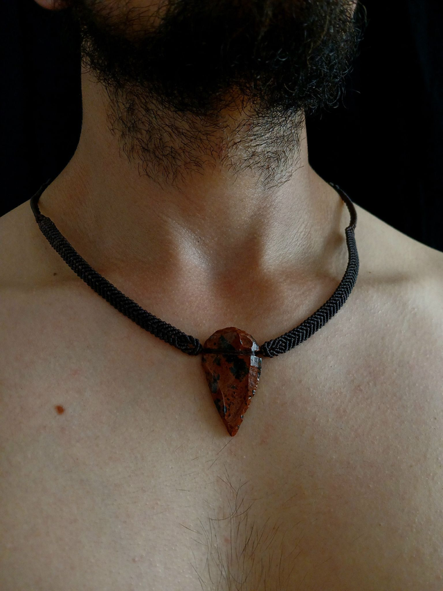 L’Appel du Guerrier – Pointe de flèche Obsidienne mahogany