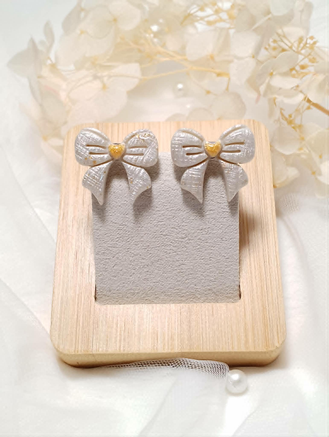 Boucles d'Oreilles "Nœud Élégant"