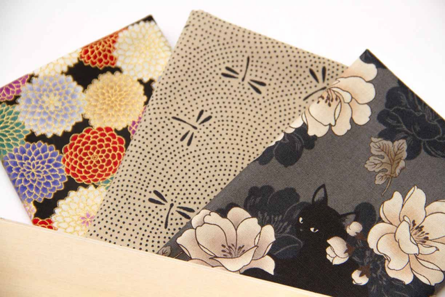 Pack de telas de gatos negros, libélulas beige y japanese flowers