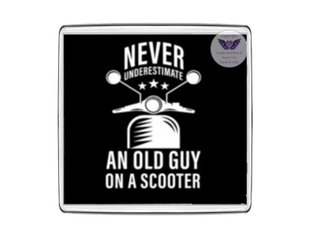 Scooter Weekender Square Fridge Magnet-SFM08