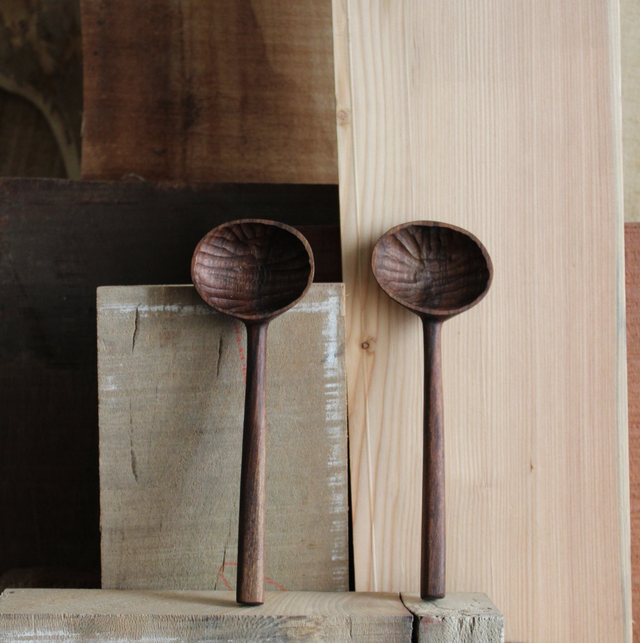 Cuillère ovale / Léa Laborie