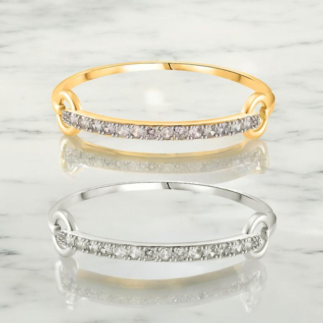 Beautiful Bangles in Gold or Platinum Plated.