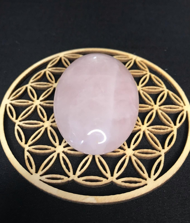 QUARTZ ROSE - Galet 1 [Madagascar]