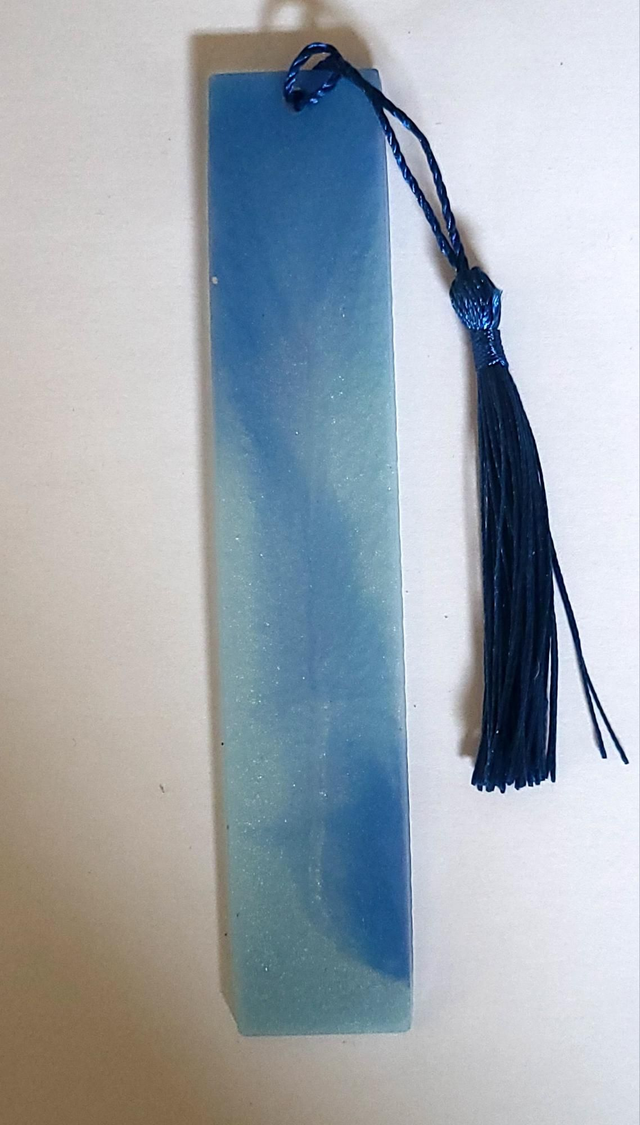 Marque page bleu