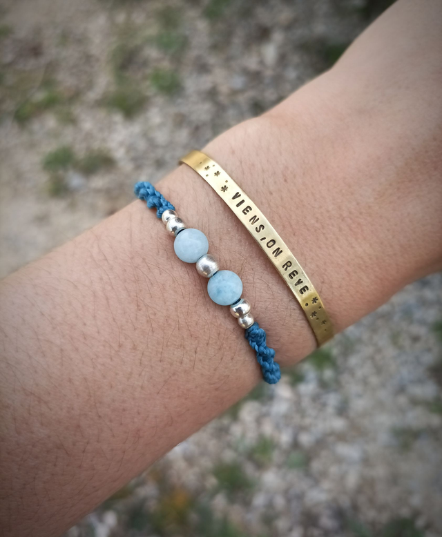 Bracelet fin laiton argenté ~ Pierre naturelle & coloris au choix