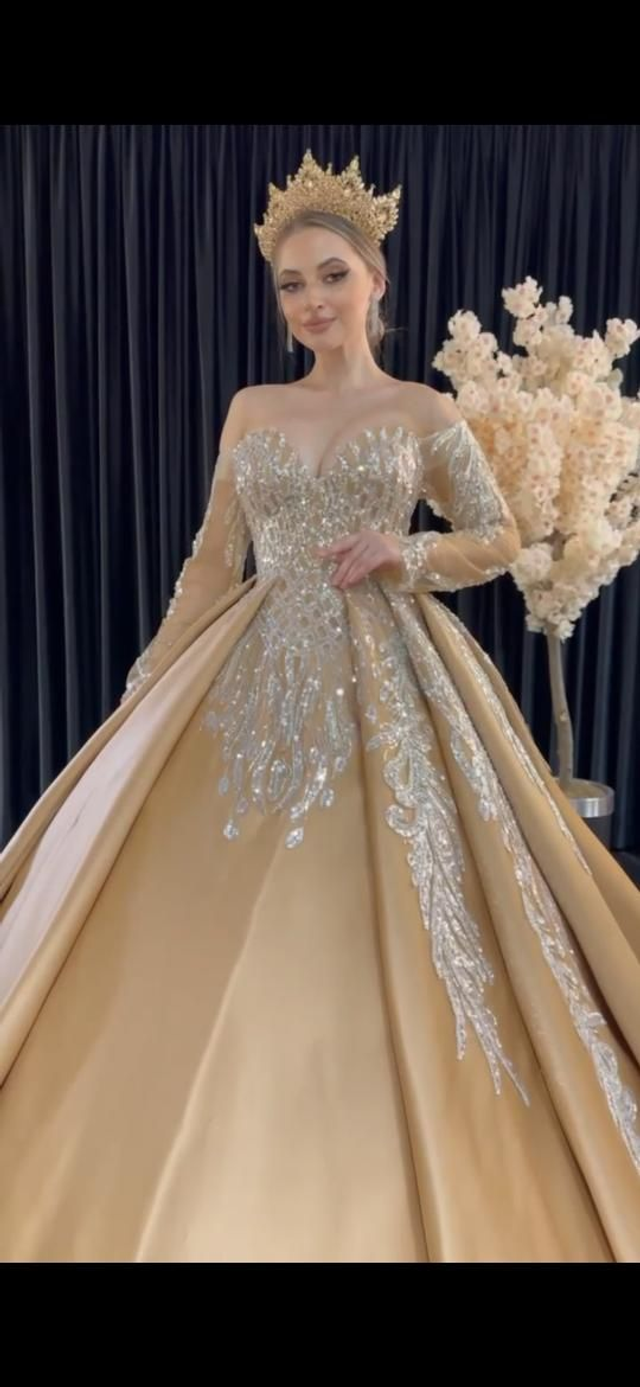 Robe de Mariée Princesse Satin Dorée Épaules Dénudés Col Coeur avec Paillettes / Réf RMP11