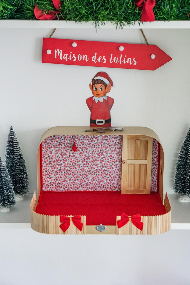 Valise magique - motif Houx rouge