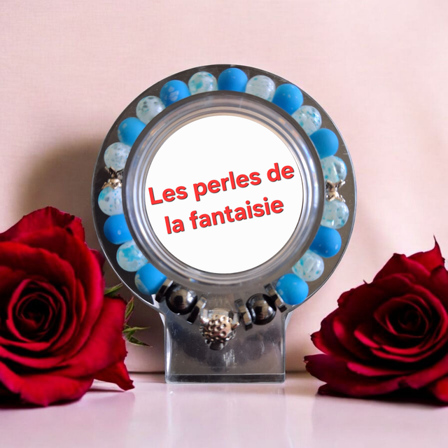 Bracelet perles de verre, perles hématite,breloque centrale léopard