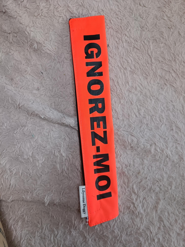 Manchette ignorez moi 