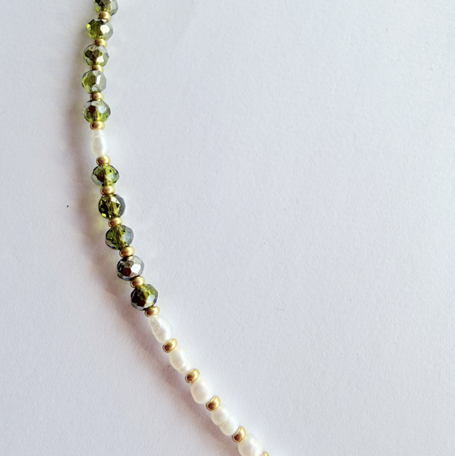 Olivia - Olive Green & Pearl Beaded Choker Style Necklace