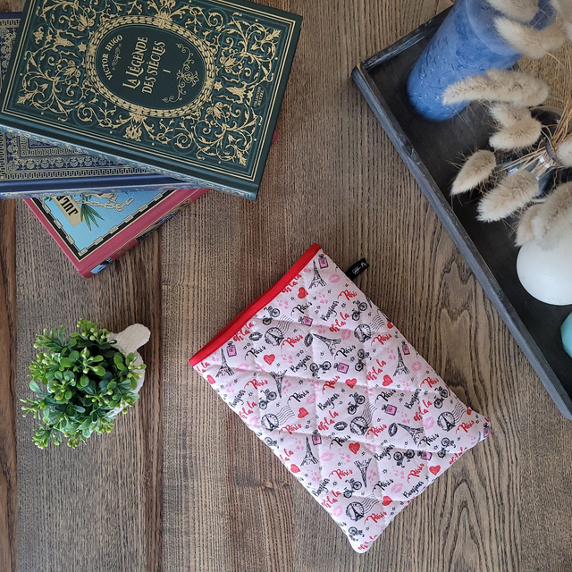 Pochette pour livre Grand Format : Parisienne