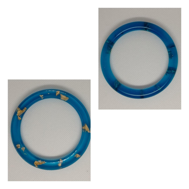 Bracelet bleu et feuilles dorées 