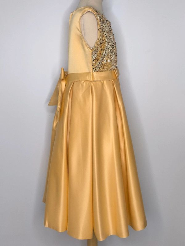 Robe mi longue en sequins et satin - Doré