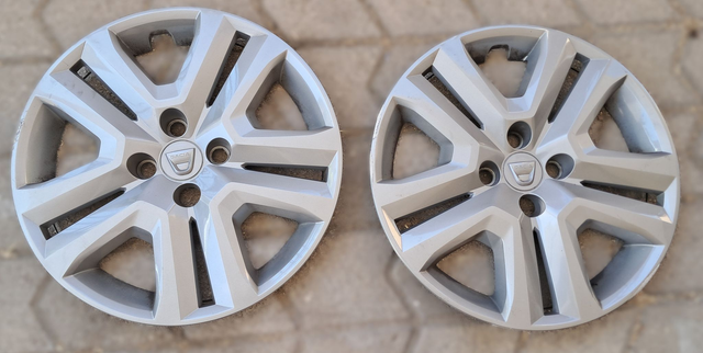 Enjoliveur Dacia Sandero/Jogger modèle Saria 16p Occasion 