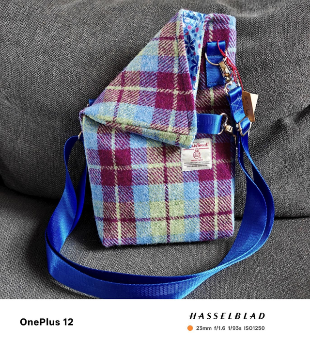 Harris Tweed Glencoe Bag. Scottish Wool handbag 