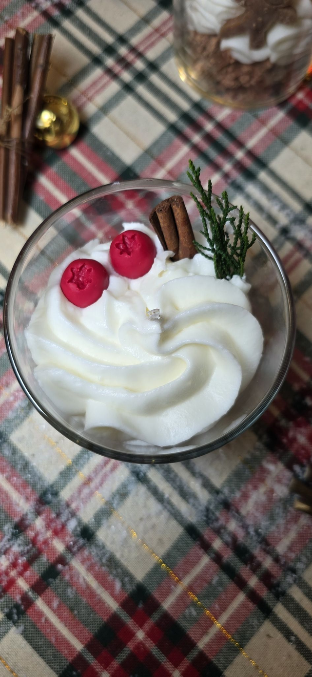 🌲 Bougie Chantilly – Jardin d’Hiver