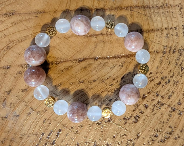 Bracelet en Pierre de Soleil,Jade Blanche et Hématite dorée t16
