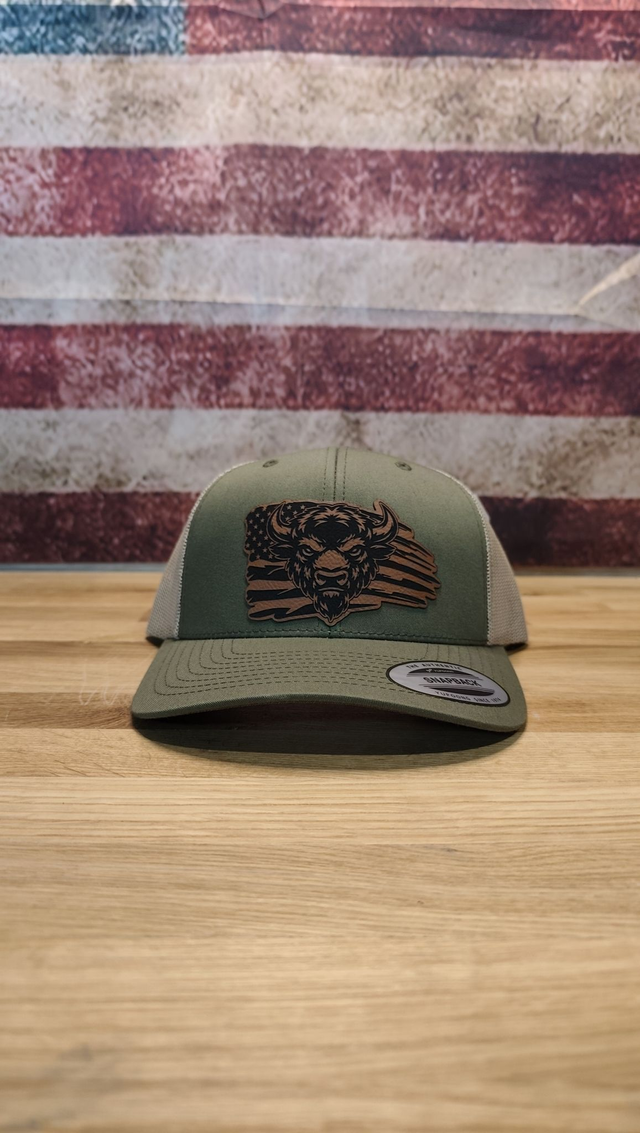 Trucker Verte / Noire – Patch Cuir Bison &amp; Drapeau US