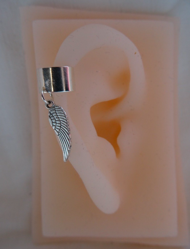 Bague d'oreille simple argent breloque en métal (plusieurs modèles disponibles)