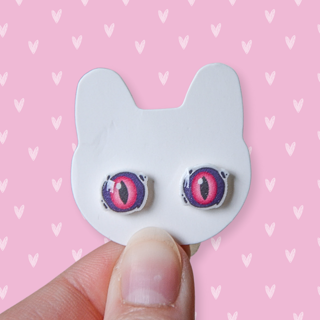 Reyna eye stud earrings