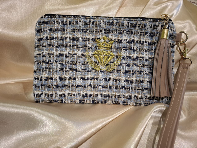 Pochette chic en tweed avec broderie dorée - Élégante et raffinée