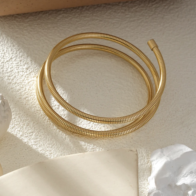 Bracelet manchette enroulé