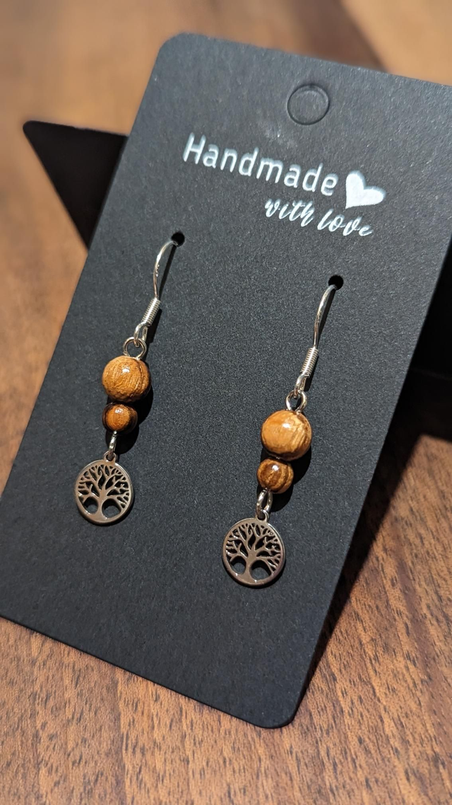 Boucles d'oreilles - Arbre de vie et perles de noyer