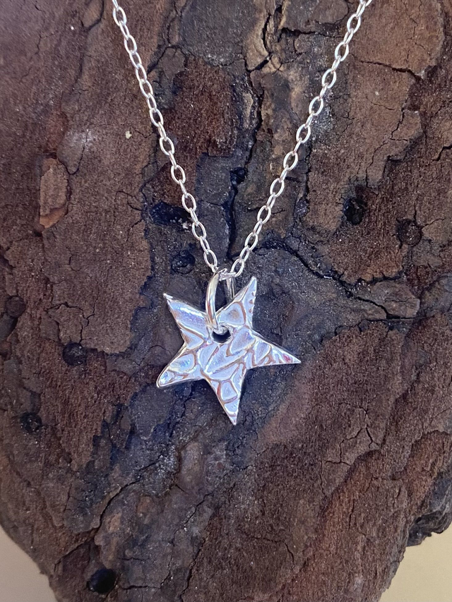 Fine Silver Star Pendant 