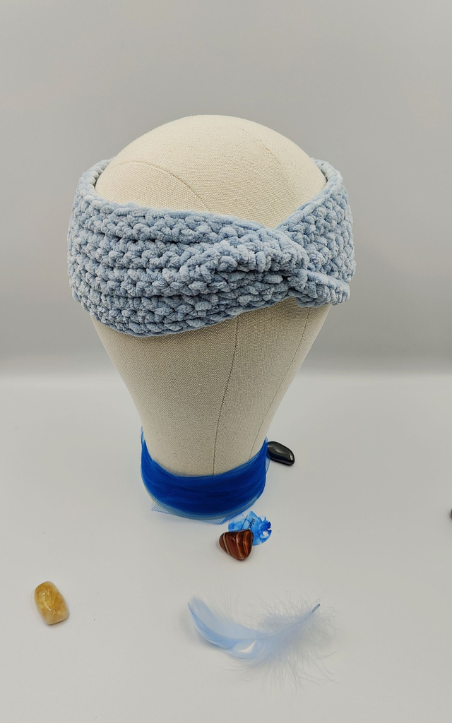 Bandeau de tête bleu clair aspect velours fait au crochet, Bandeau hivers crocheté, bandeau de tête très doux