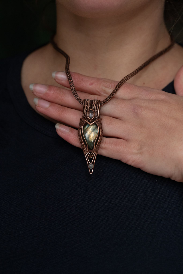Collier Arrow