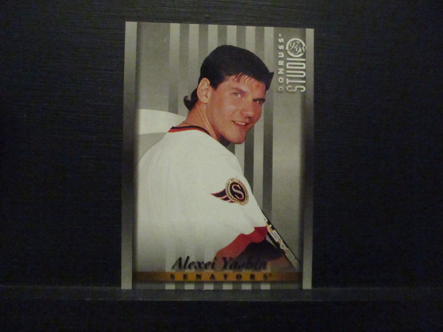 Alexei Yasbin - NFL 1997 Donruss Studio Ice Hockey Original Trading Card #31