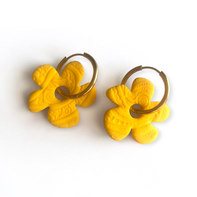 Grandes fleurs jaune