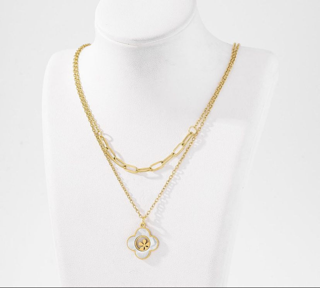 Collier multi-rang nacré blanc