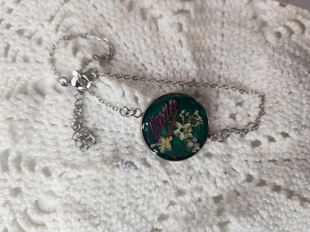 Bracelet fleurs sèche vert