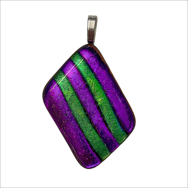 Pendant in purple and green striped dichroic fused glass (Ref P26)