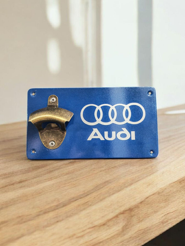 décapsuleur Mural AUDI 