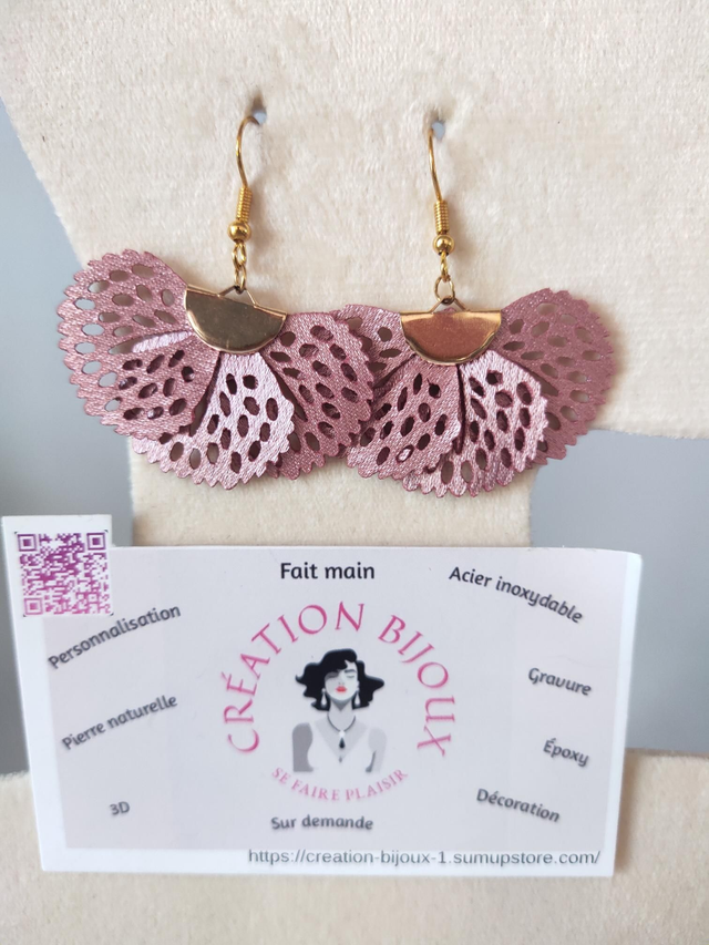 Boucle d'oreille pétales 