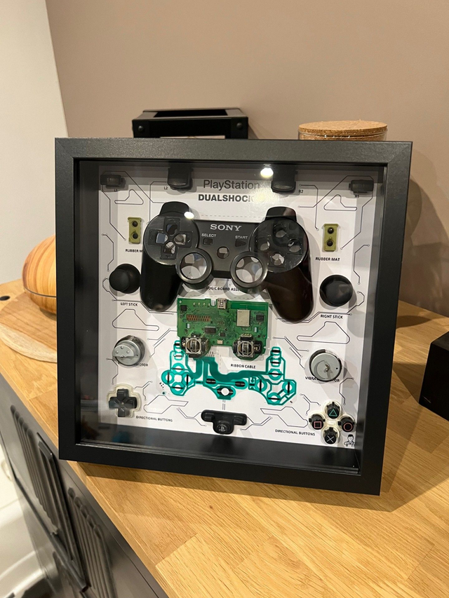 Cadre 3D Diorama shadowbox manette Playstation 3