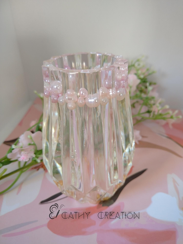 Vase avec inclusion de perles 