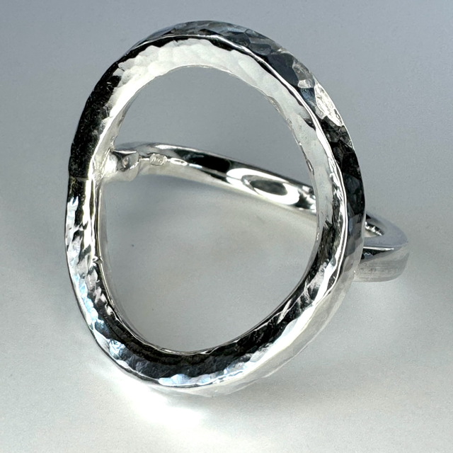 Double loop ring