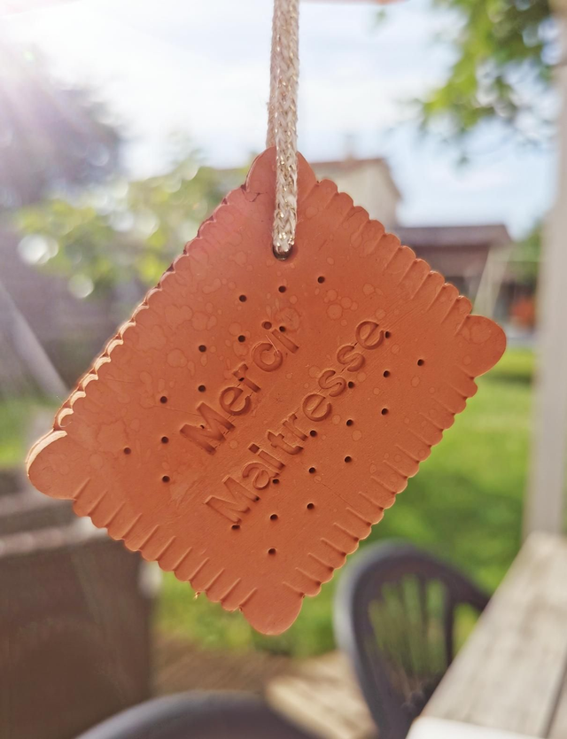 Suspension en argile &quot;merci maîtresse&quot; 