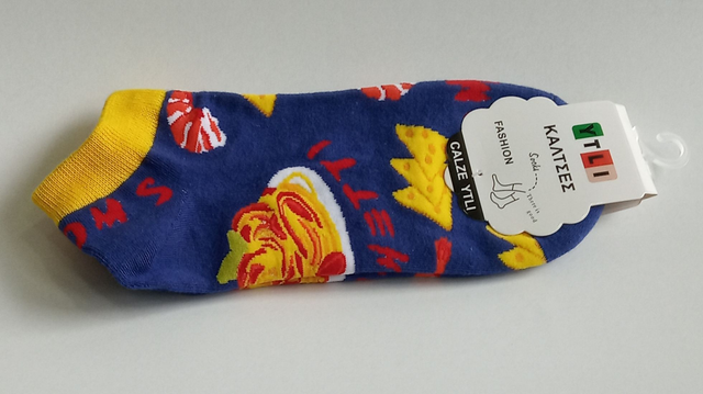 ΚΑΛΤΣΕΣ ΚΟΝΤΕΣ UNISEX ΜΕ ΘΕΜΑ ΠΙΤΣΕΣ