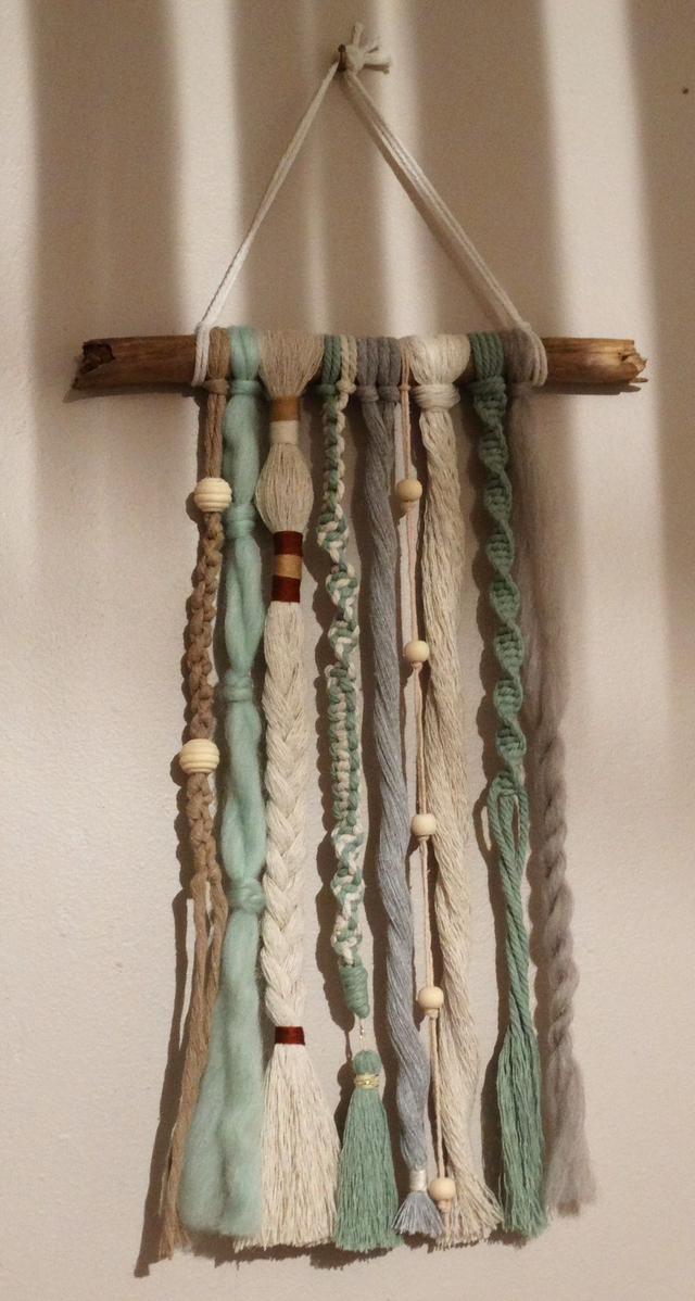 SUSPENSION MURALE en macramé