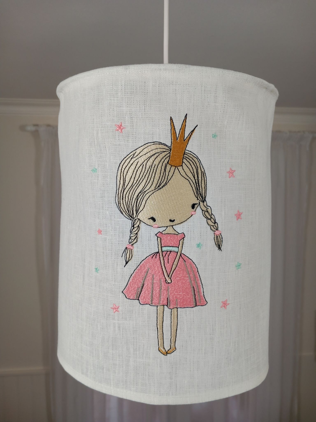 Abat-jour plafonnier en lin brodé Princesse diamètre 25 cm