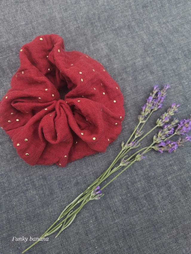 Chouchou Framboise et pois dorés 