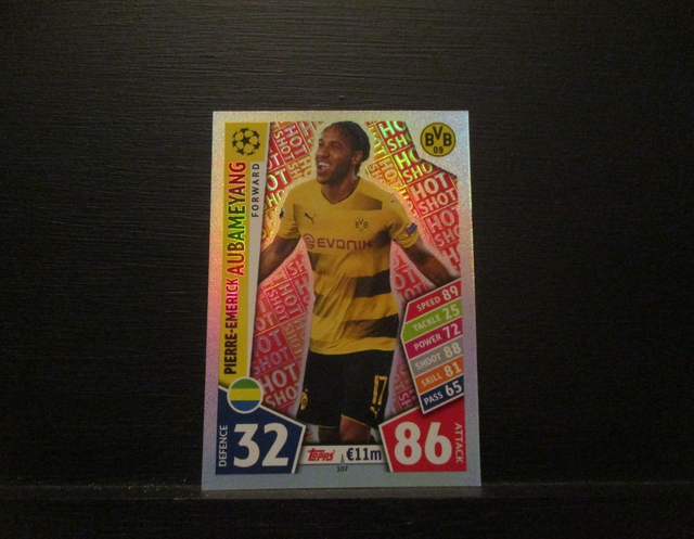 Pierre-Emerick Aubameyang - UEFA Champions League Match Attax 2017/18 Original Trading Card #107