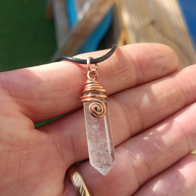 Pendentif crayon cristal de roche
