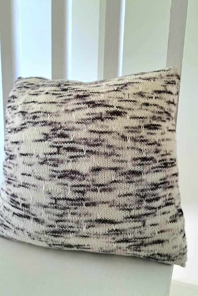 Silmu tyynynpäällinen Neuleohje